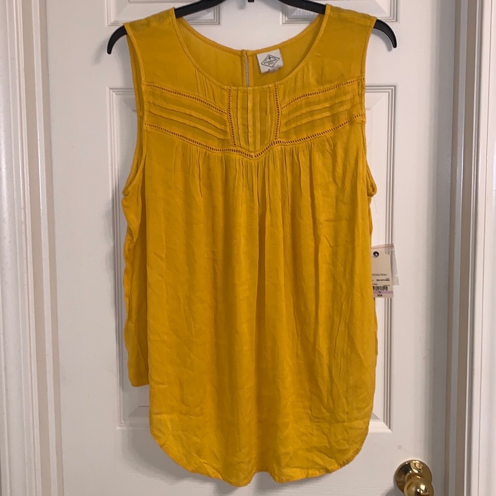 St John’s Bay Sleeveless Blouse